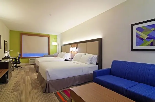 Süit, Birden Çok Yatak (Extra Floor Space)