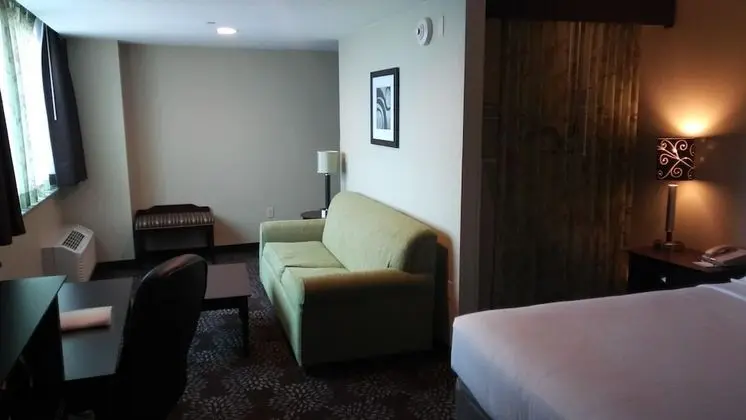 Standard Oda, 1 En Büyük (King) Boy Yatak ve Çekyat