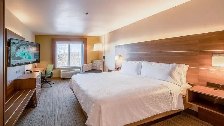 Standard Oda, 1 En Büyük (King) Boy Yatak (Comm, Mobil Roll Shwr)