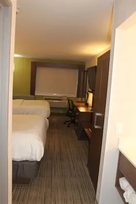 Standard Oda, 2 Büyük (Queen) Boy Yatak