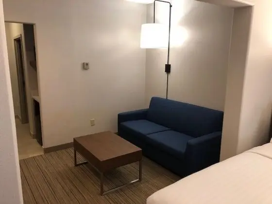Süit, 1 En Büyük (King) Boy Yatak, Engellilere Uygun (Accessible Tub)