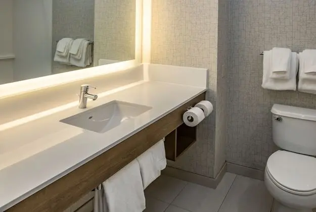 Standard Oda, 1 En Büyük (King) Boy Yatak (Walk In Shower)