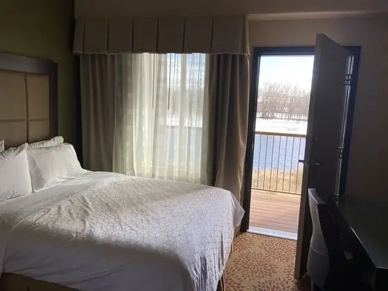 Süit, Birden Çok Yatak, Balkon (Wet Bar)