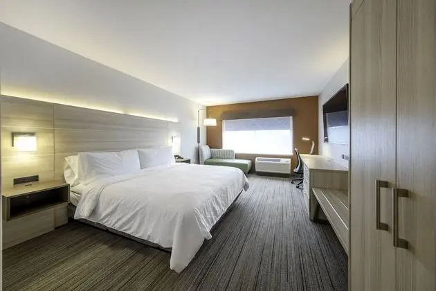 Standard Oda, 1 En Büyük (King) Boy Yatak (Extra Floor Space)