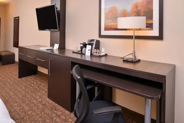 Standard Oda, 1 En Büyük (King) Boy Yatak, Engellilere Uygun (Mobility Tub)