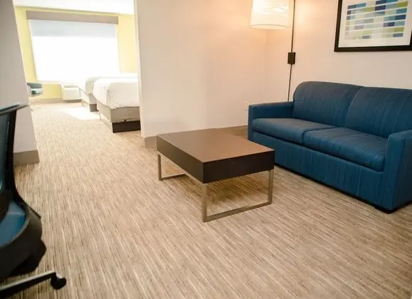 Standard Oda, 2 Büyük (Queen) Boy Yatak