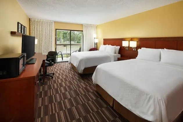 Standard Oda, 2 Büyük (Queen) Boy Yatak, Balkon