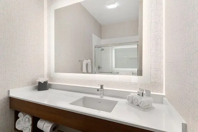 Süit, 2 Büyük (Queen) Boy Yatak (Extra Living Area)
