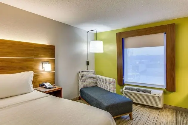 Standard Oda, 1 En Büyük (King) Boy Yatak (Leisure)