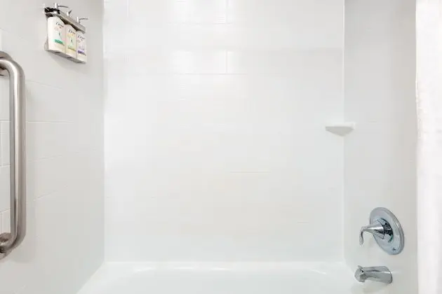 Standard Oda, 1 En Büyük (King) Boy Yatak, Engellilere Uygun (Mobil Tub)