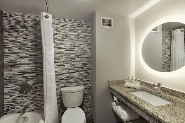 Deluxe Oda, 2 Büyük (Queen) Boy Yatak (Extra Floor Space)