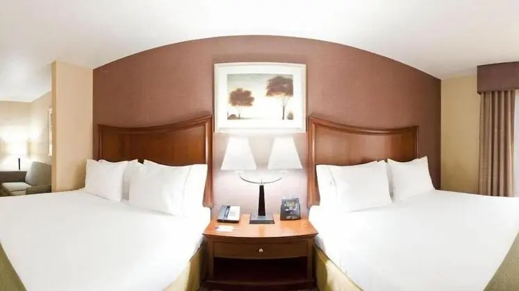 Standard Oda, 2 Büyük (Queen) Boy Yatak