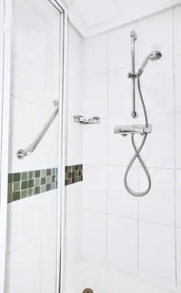Standard Oda, 1 Çift Kişilik Yatak, Sigara İçilebilir
