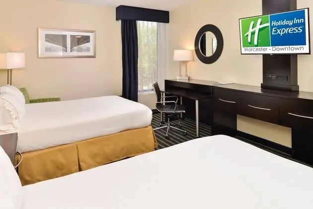 Çift ​​kişilik Two Double Beds Non Smoking
