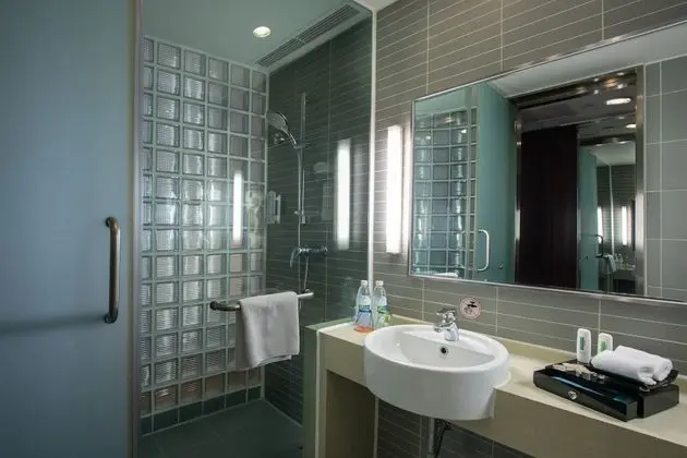 Süit, 1 Büyük (Queen) Boy Yatak, Sigara İçilmez (Additional Living Area)
