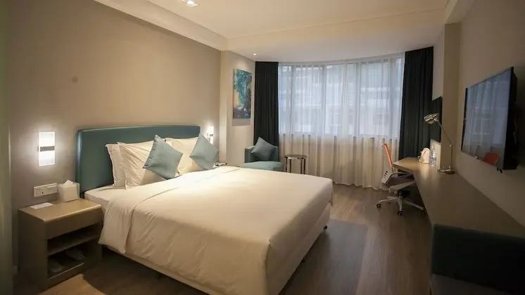 Standard Oda, 1 En Büyük (King) Boy Yatak (Extra Floor Space)