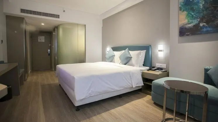 Standard Oda, 1 En Büyük (King) Boy Yatak (Extra Floor Space)