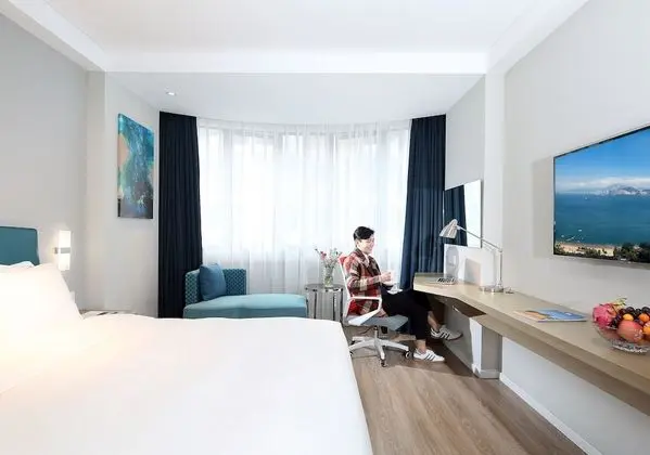 Standard Oda, 1 En Büyük (King) Boy Yatak (Extra Floor Space)