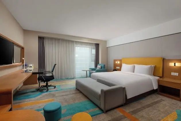Süit, Birden Çok Yatak (Additional Living Area)