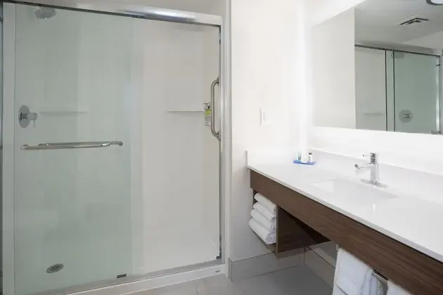 Standard Oda, 2 Büyük (Queen) Boy Yatak