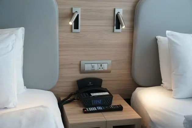 Standard Oda, 1 Çift Kişilik Yatak ve Çekyat