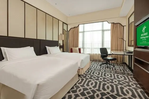 Standard Oda, 1 En Büyük (King) Boy Yatak, Bahçe Manzaralı (High Floor)