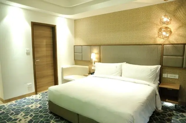 Premium Oda, 1 En Büyük (King) Boy Yatak, Sigara İçilmez, Balkon