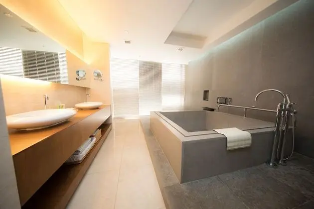 Süit, 1 Yatak Odası (1 King Bed, Top Floor)