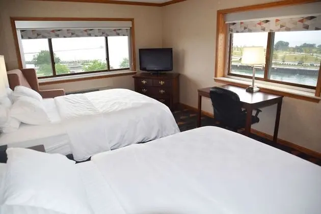 Standard Oda, 2 Büyük (Queen) Boy Yatak, Sigara İçilmez