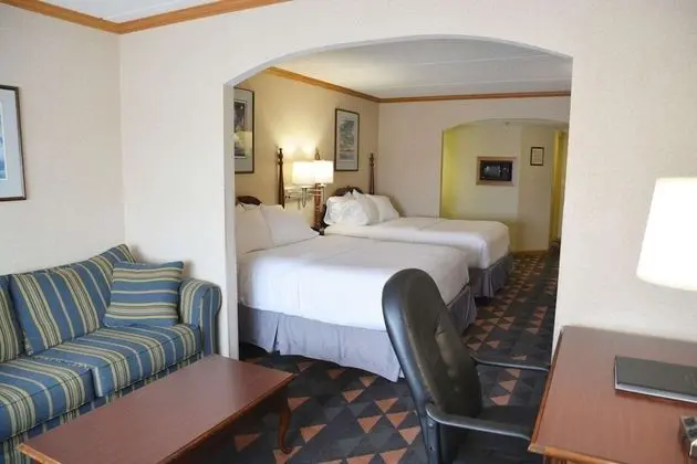 Standard Oda, 2 Büyük (Queen) Boy Yatak, Sigara İçilmez