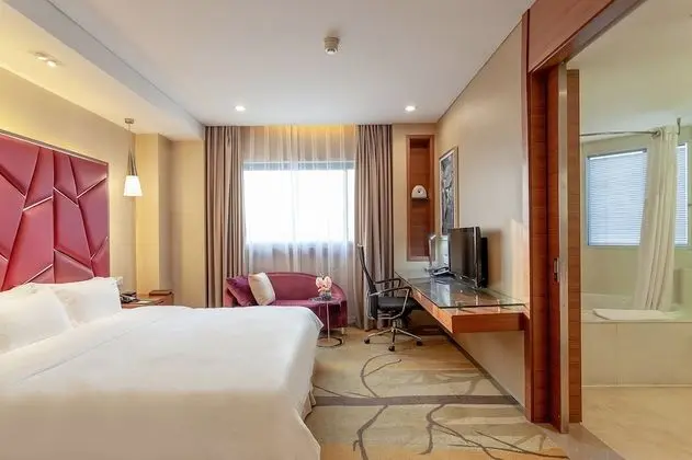 Premium Oda, 1 En Büyük (King) Boy Yatak, Sigara İçilmez, Bahçe Manzaralı