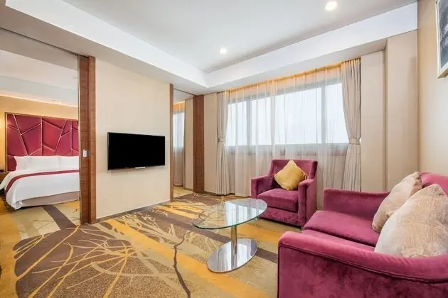 Süit, 1 En Büyük (King) Boy Yatak, Sigara İçilmez (Lounge Access)