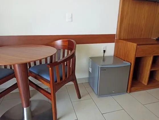 Standard Oda, 2 Büyük (Queen) Boy Yatak, Marina Manzaralı (with Minifridge)