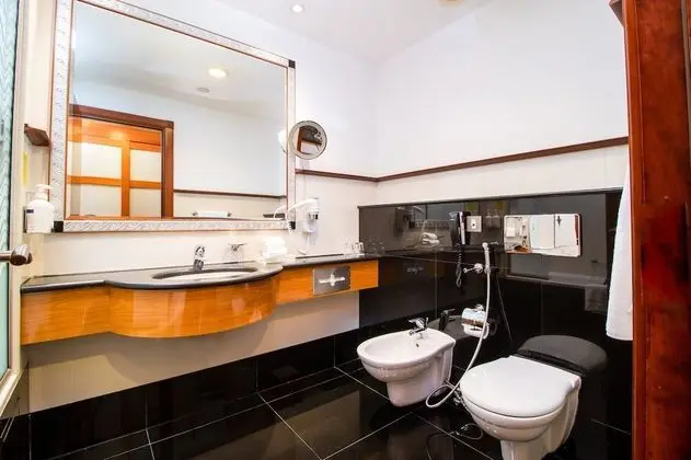 Standard Oda, 1 En Büyük (King) Boy Yatak, Deniz Manzaralı
