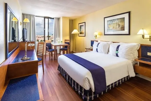 Standard Oda, 1 Çift Kişilik Yatak