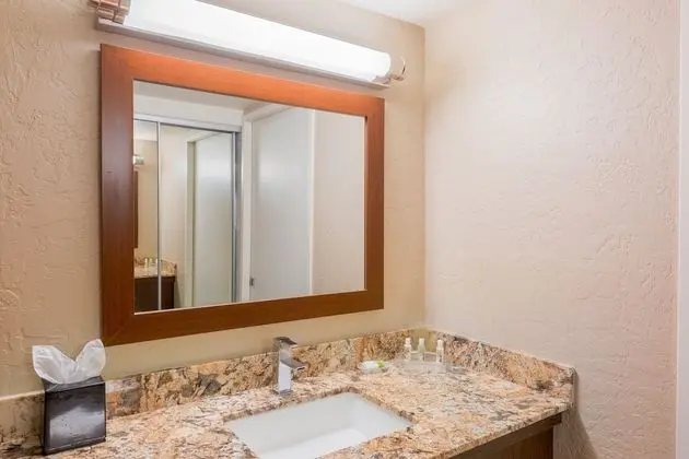 Süit, 1 En Büyük (King) Boy Yatak, Balkon, Avlu Manzaralı