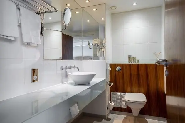 Premium Oda, 1 En Büyük (King) Boy Yatak, Balkon