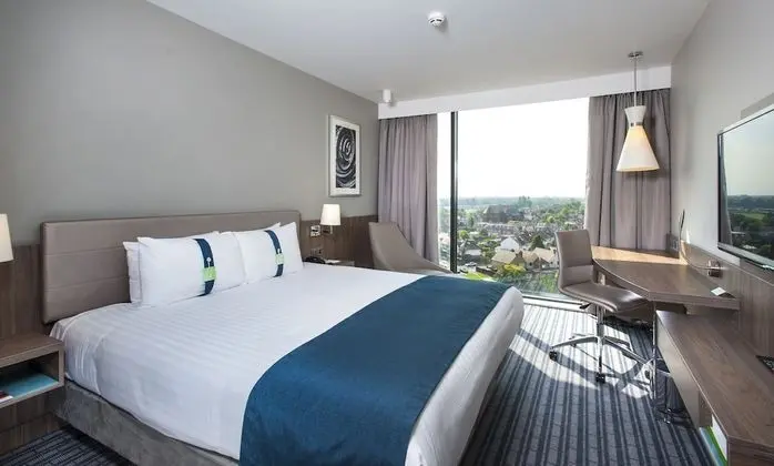 Premium Oda, 1 En Büyük (King) Boy Yatak