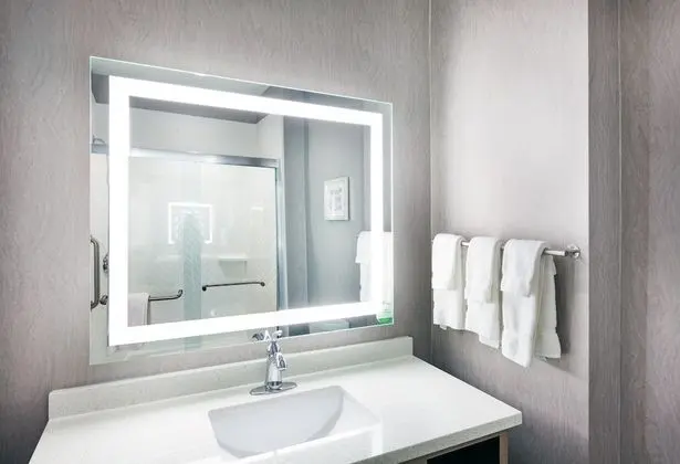 Standard Oda, 2 Çift Kişilik Yatak, Engellilere Uygun, Sigara İçilmez (Mobility Tub)