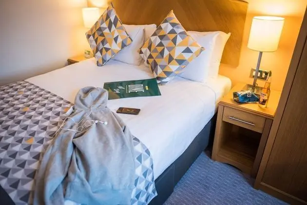 Standard Oda, 1 En Büyük (King) Boy Yatak