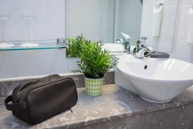 Standard Oda, 1 En Büyük (King) Boy Yatak (Minifridge)