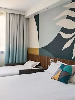 Standard Oda, 1 Büyük (Queen) Boy Yatak ve Çekyat