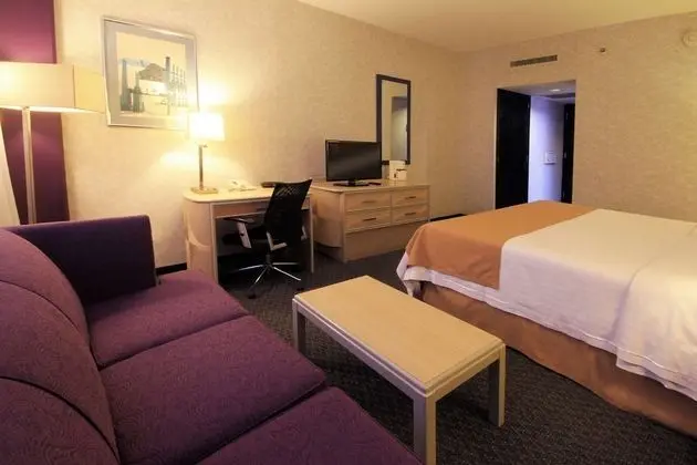 Standard Oda, 2 Büyük (Queen) Boy Yatak, Business Dinlenme Salonu Kullanımı (Club Floor Lounge)