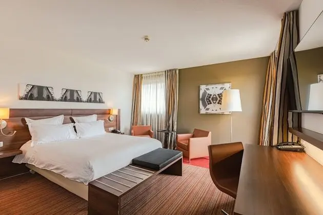Premium Oda, 1 Büyük (Queen) Boy Yatak, Balkon