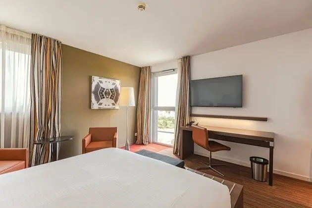 Premium Oda, 1 Büyük (Queen) Boy Yatak, Balkon