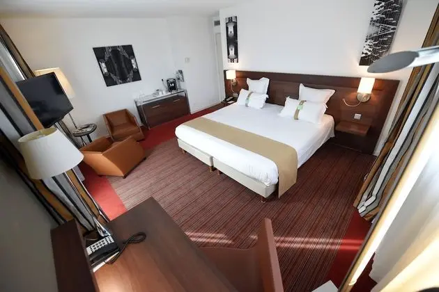 Süit, 1 En Büyük (King) Boy Yatak ve Çekyat