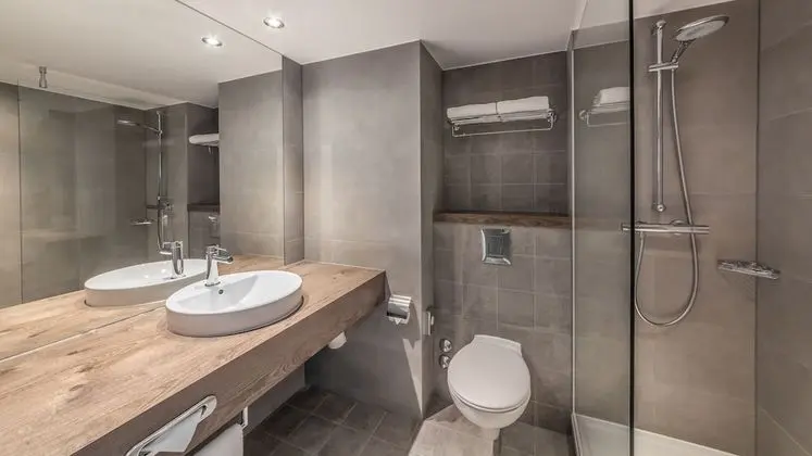 Premium Oda, 1 Büyük (Queen) Boy Yatak, Şehir Manzaralı