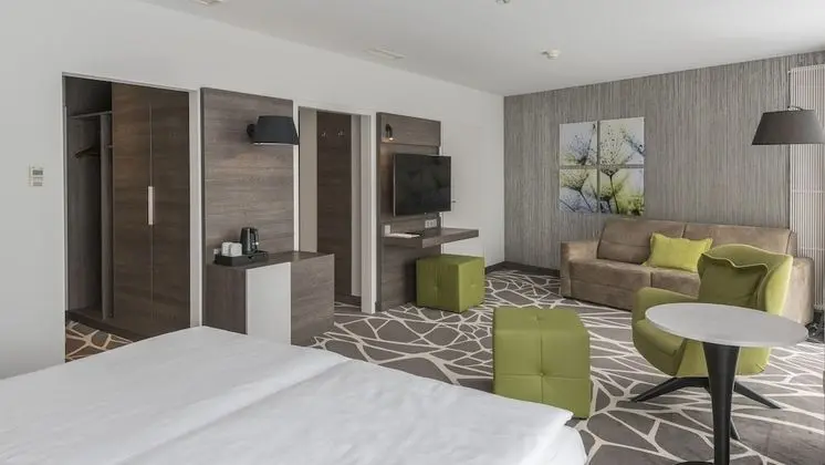 Süit, 1 En Büyük (King) Boy Yatak ve Çekyat