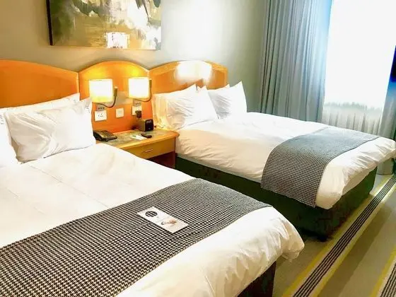 Oda, 2 Çift Kişilik Yatak, Şehir Manzaralı (Mountain View)