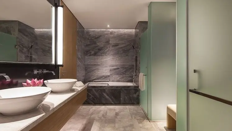 Süit, 1 Yatak Odası, Göl Manzaralı (Living Area)